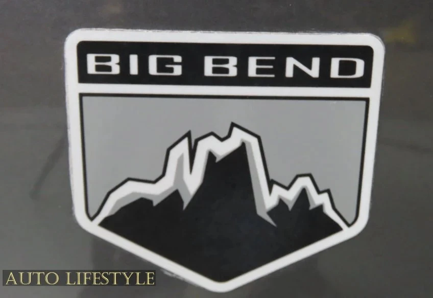 2023 Ford Bronco 6th Gen - Image 16 of 31