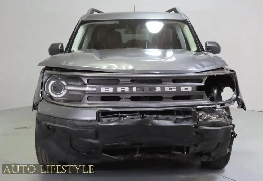 2023 Ford Bronco 6th Gen - Image 11 of 31