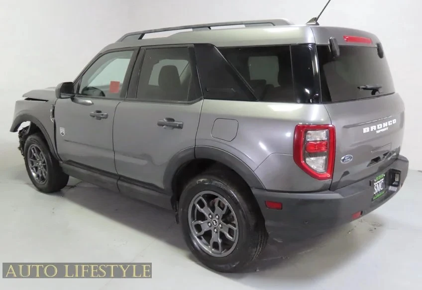 2023 Ford Bronco 6th Gen - Image 6 of 31