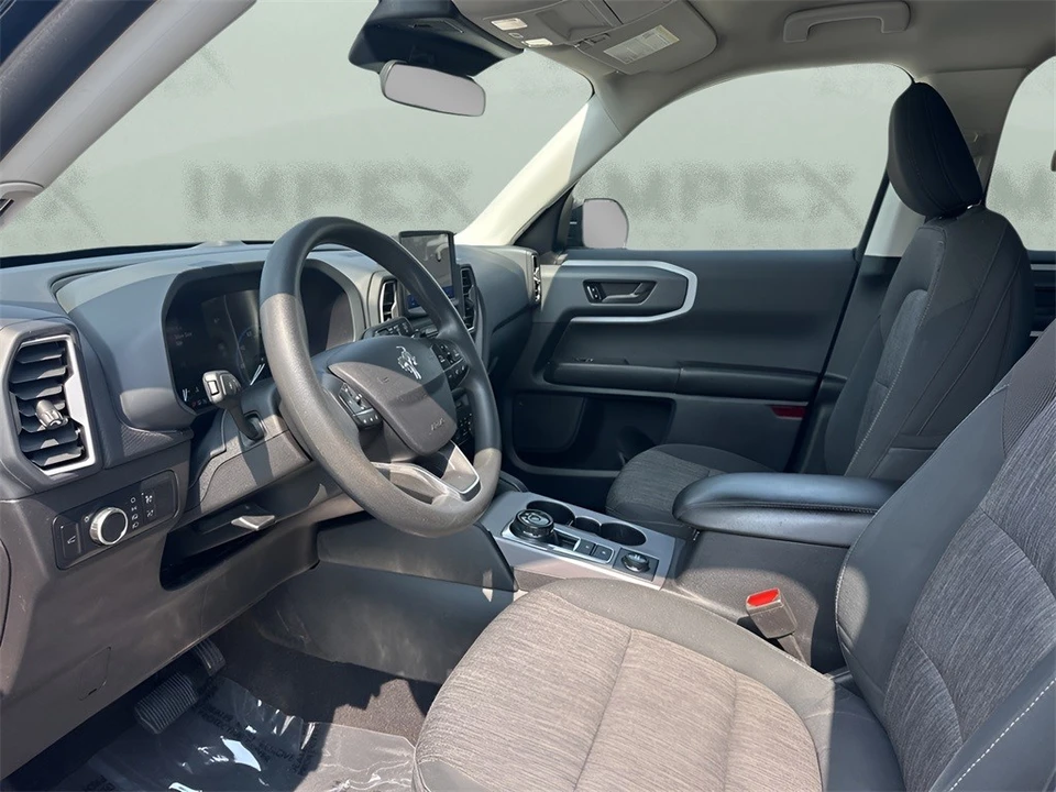 2023 Ford Bronco 6th Gen - Image 9 of 12