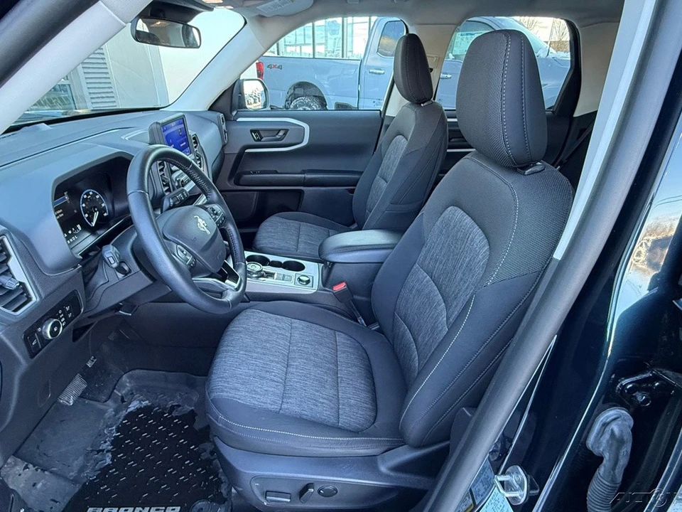 2023 Ford Bronco 6th Gen - Image 11 of 12