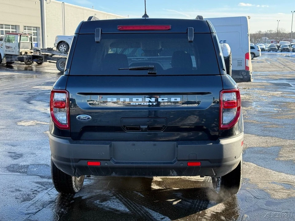 2023 Ford Bronco 6th Gen - Image 4 of 12