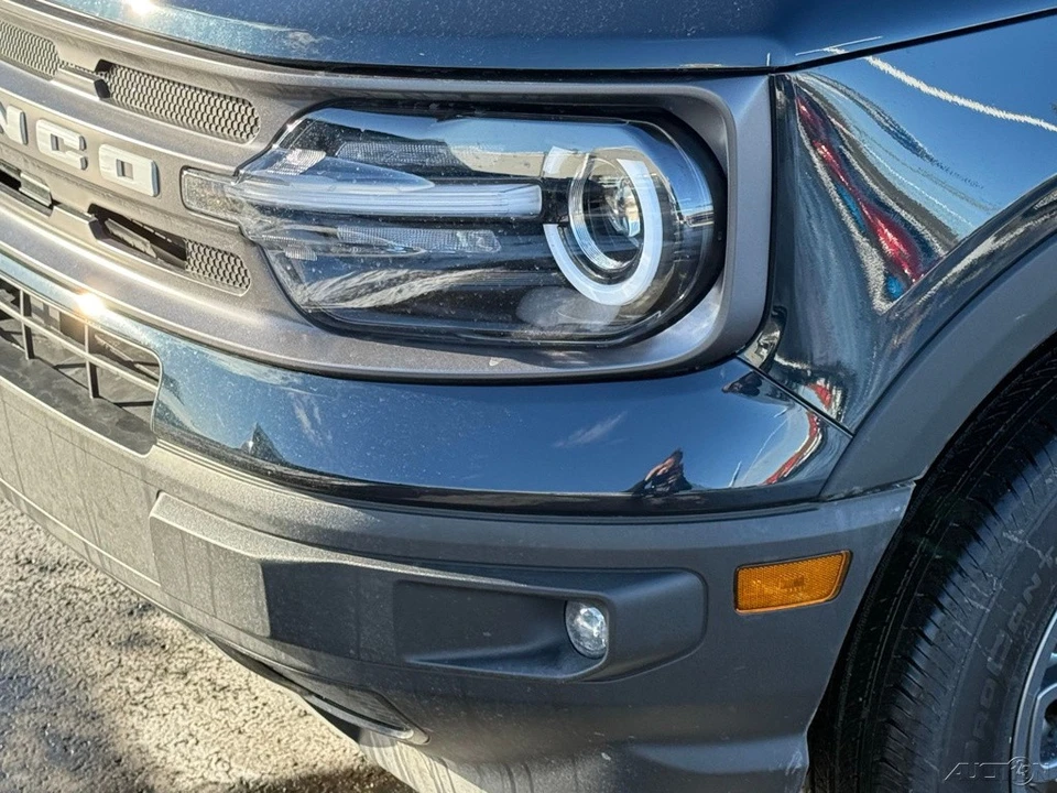 2023 Ford Bronco 6th Gen - Image 9 of 12