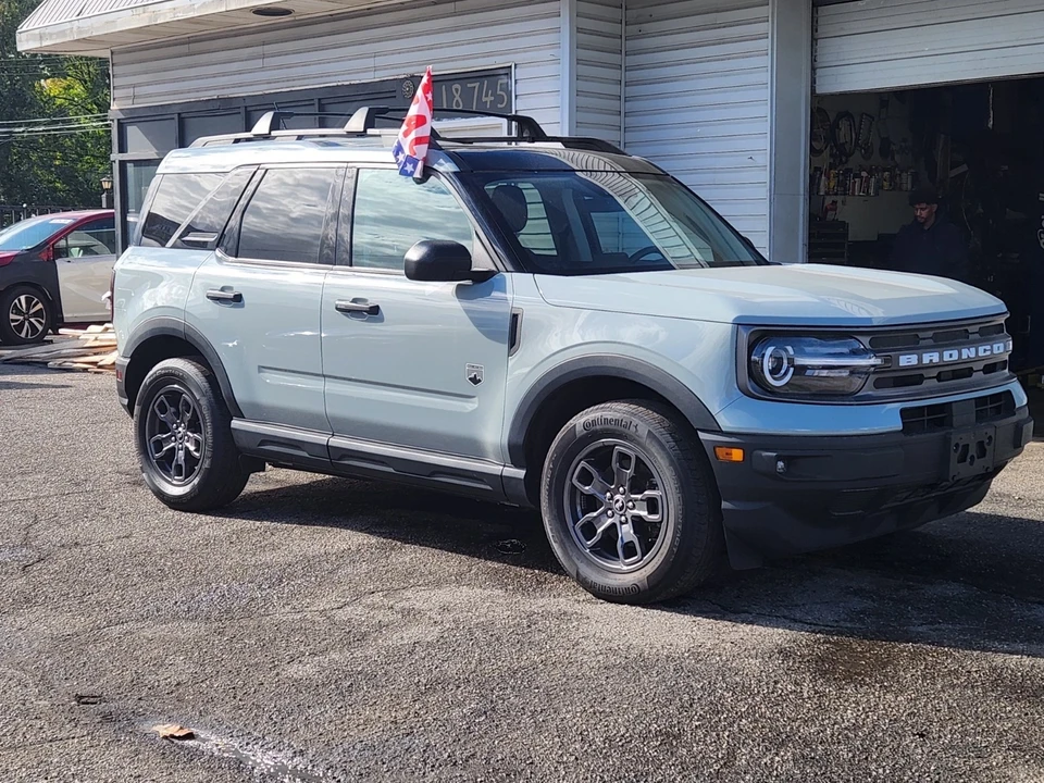 2023 Ford Bronco 6th Gen - Image 3 of 21