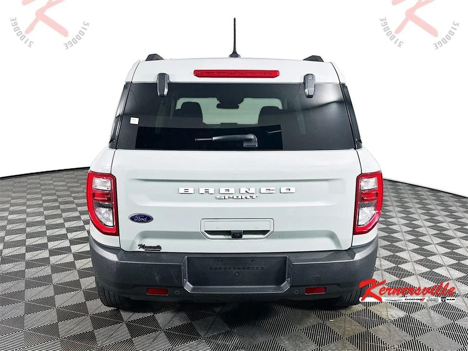 2023 Ford Bronco 6th Gen - Image 6 of 21