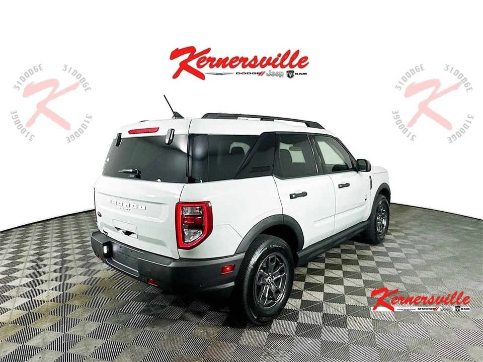 2023 Ford Bronco 6th Gen - Image 7 of 12