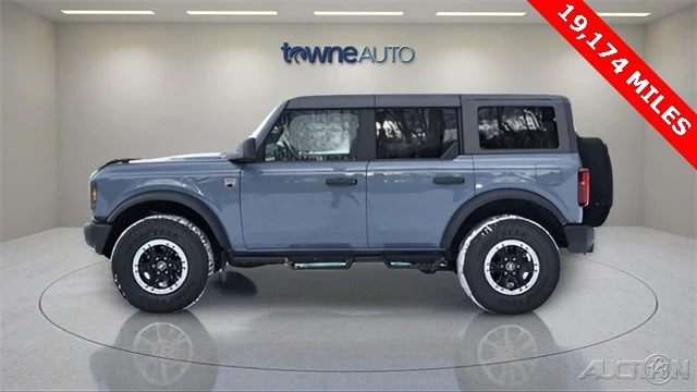 2023 Ford Bronco 6th Gen - Image 3 of 21