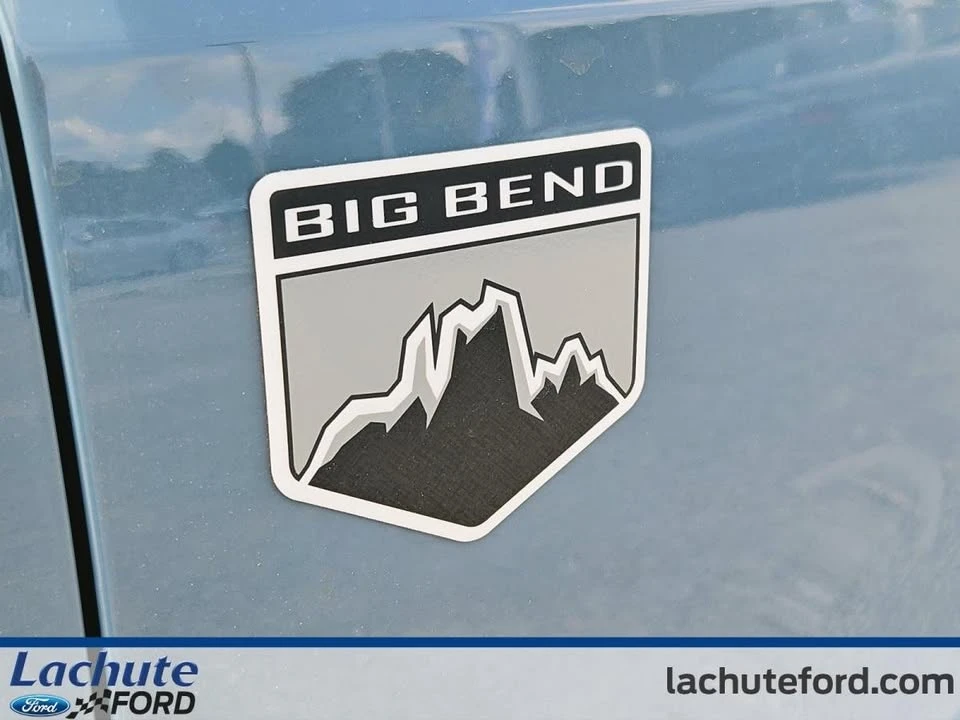2023 Ford Bronco 6th Gen - Image 16 of 20