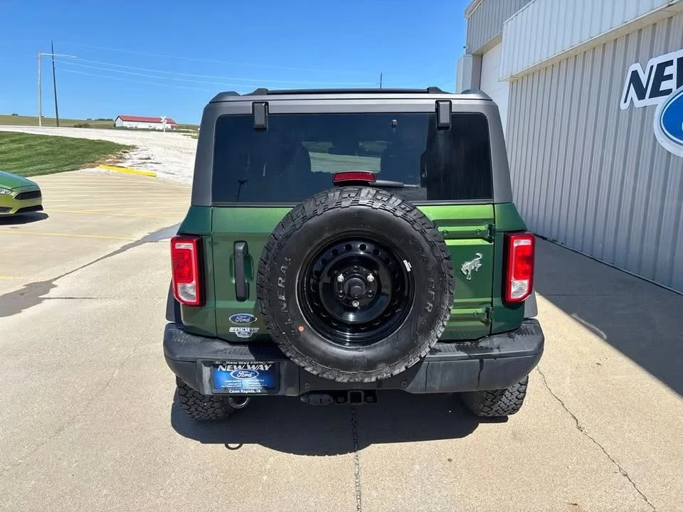 2023 Ford Bronco 6th Gen - Image 5 of 13
