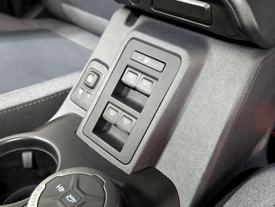 2023 Ford Bronco 6th Gen - Image 8 of 20