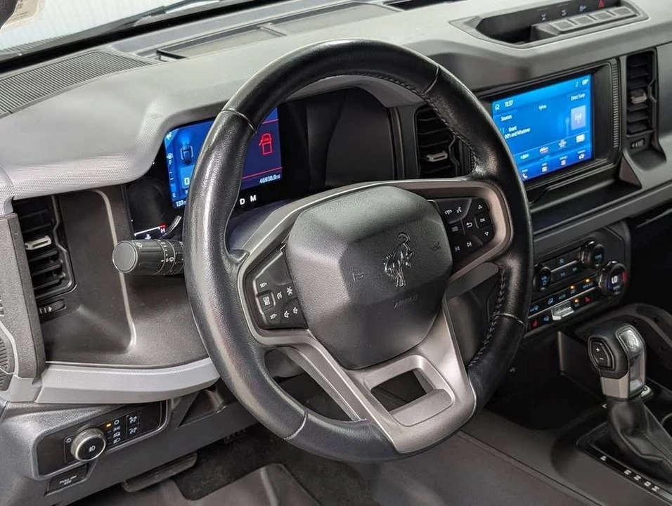 2023 Ford Bronco 6th Gen - Image 10 of 20