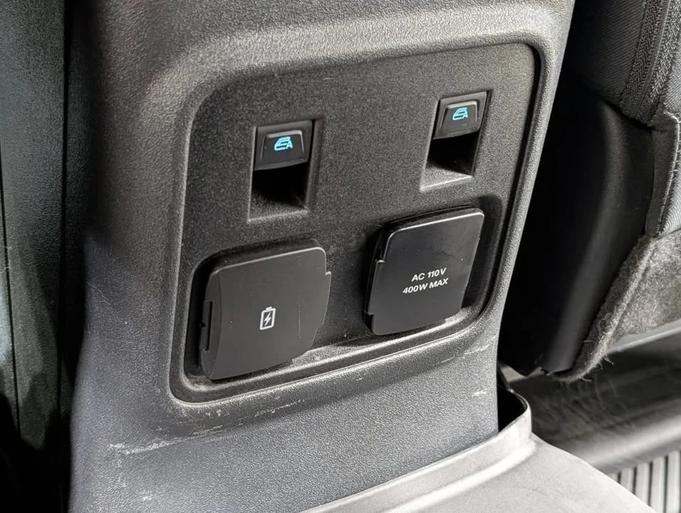 2023 Ford Bronco 6th Gen - Image 15 of 20