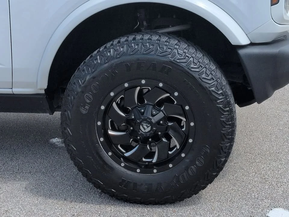 2023 Ford Bronco 6th Gen - Image 8 of 13