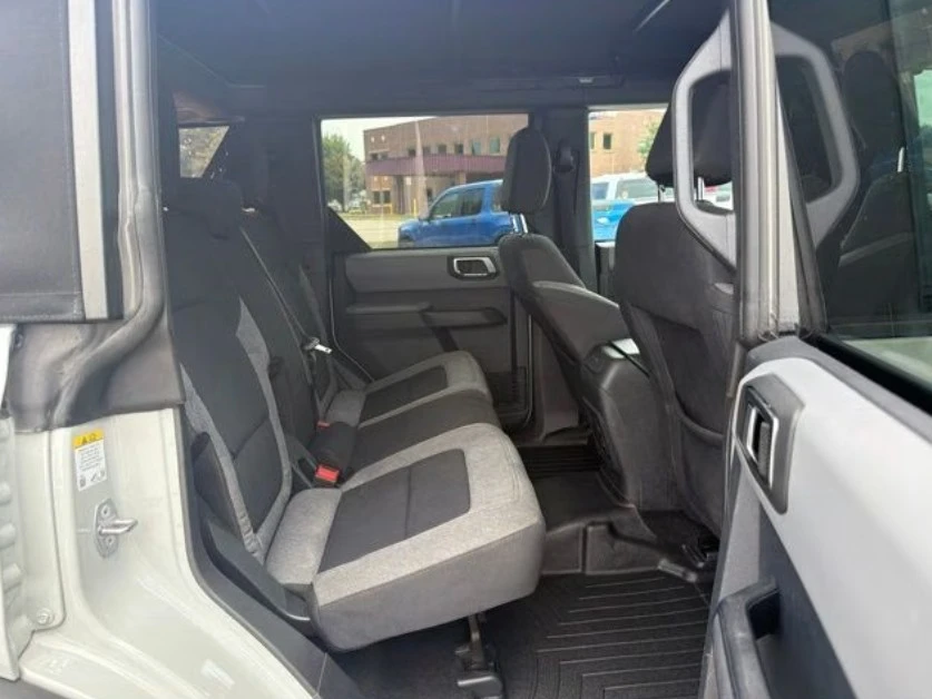 2023 Ford Bronco 6th Gen - Image 8 of 12