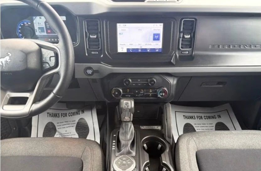 2023 Ford Bronco 6th Gen - Image 11 of 12