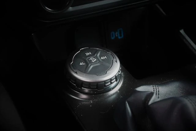 2023 Ford Bronco 6th Gen - Image 15 of 21