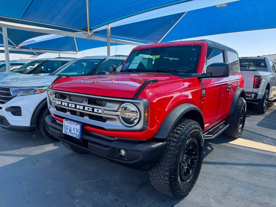 2023 Ford Bronco 6th Gen - Image 2 of 7