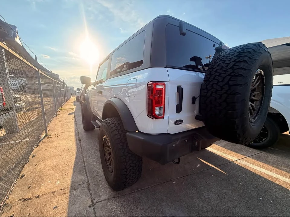 2023 Ford Bronco 6th Gen - Image 4 of 5