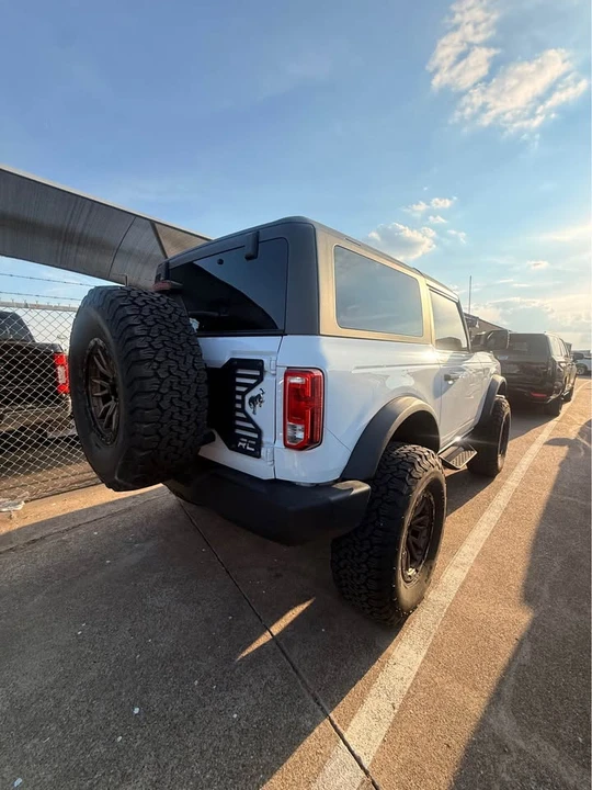 2023 Ford Bronco 6th Gen - Image 3 of 5