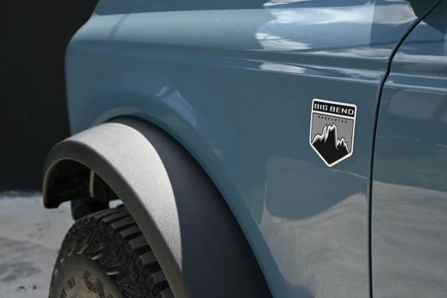 2023 Ford Bronco 6th Gen - Image 13 of 31