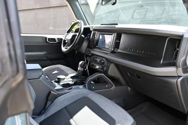 2023 Ford Bronco 6th Gen - Image 27 of 31