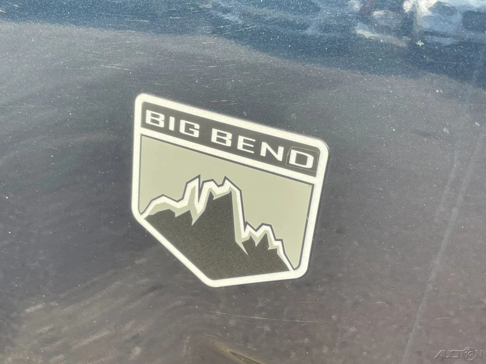 2023 Ford Bronco 6th Gen - Image 15 of 21