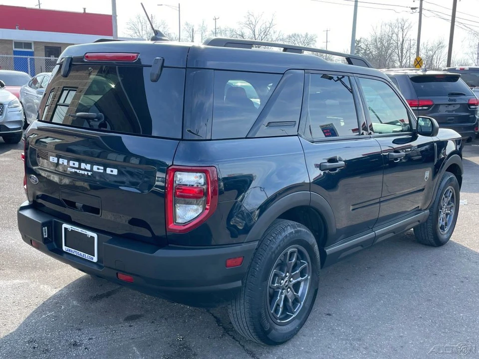2023 Ford Bronco 6th Gen - Image 6 of 12