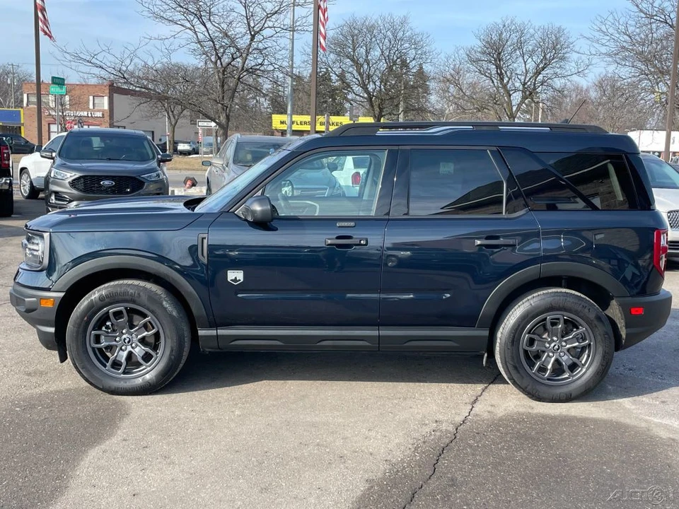 2023 Ford Bronco 6th Gen - Image 4 of 12