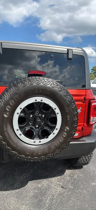 2023 Ford Bronco 6th Gen - Image 8 of 8