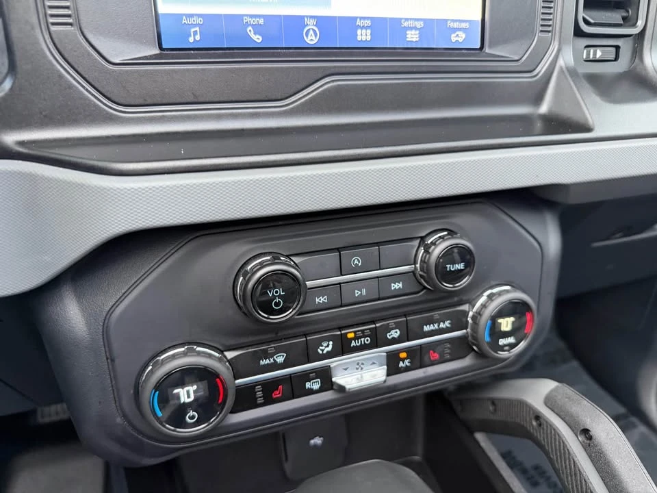 2023 Ford Bronco 6th Gen - Image 15 of 17