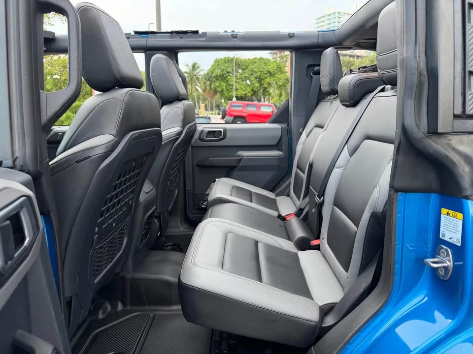 2023 Ford Bronco 6th Gen - Image 10 of 17