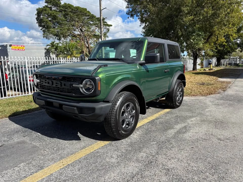 2023 Ford Bronco 6th Gen - Image 6 of 9