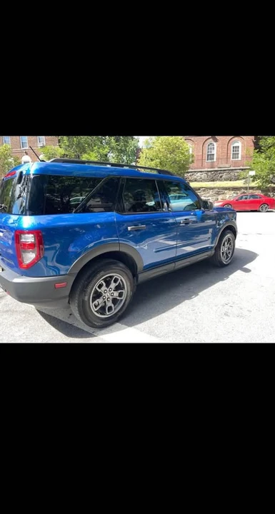 2023 Ford Bronco 6th Gen - Image 5 of 10