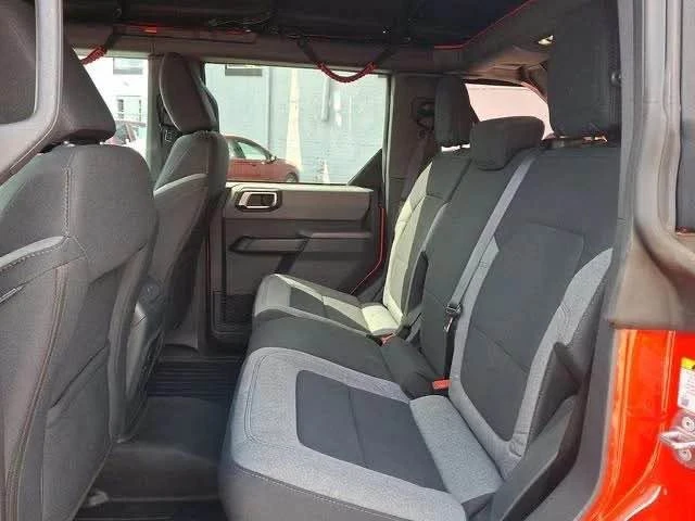 2023 Ford Bronco 6th Gen - Image 9 of 11