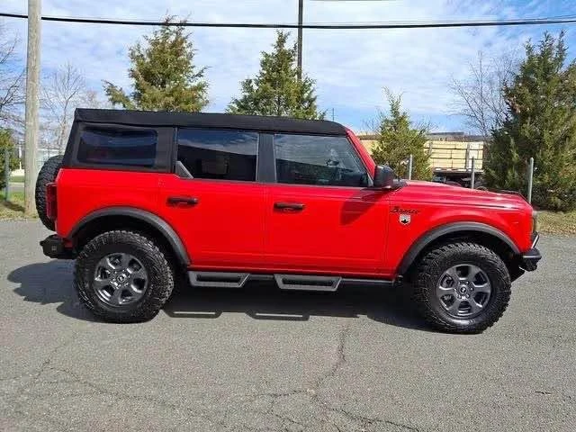 2023 Ford Bronco 6th Gen - Image 8 of 11