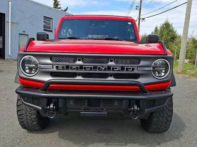 2023 Ford Bronco 6th Gen - Image 3 of 11
