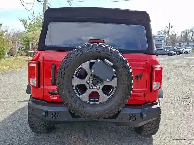 2023 Ford Bronco 6th Gen - Image 6 of 11