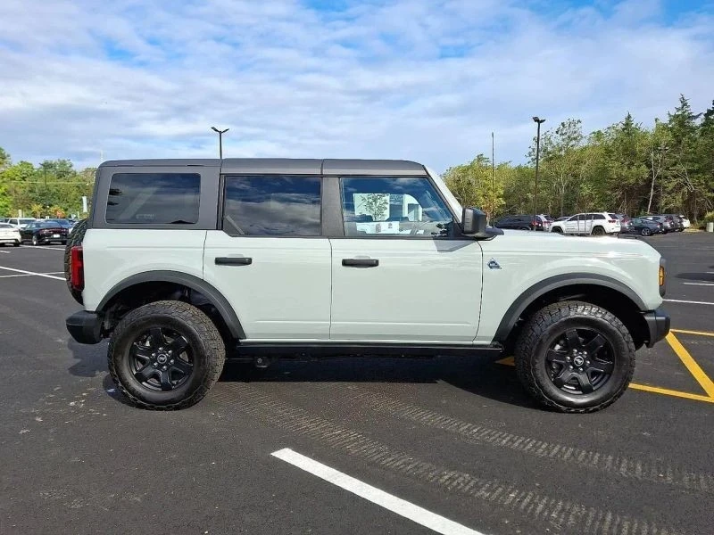 2023 Ford Bronco 6th Gen - Image 7 of 12