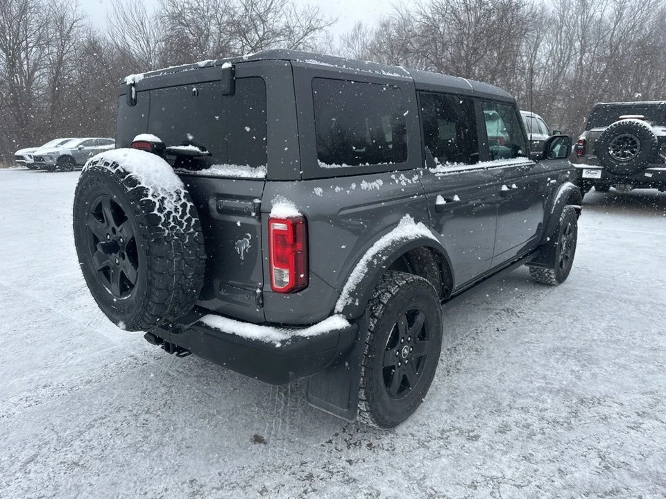 2023 Ford Bronco 6th Gen - Image 7 of 12