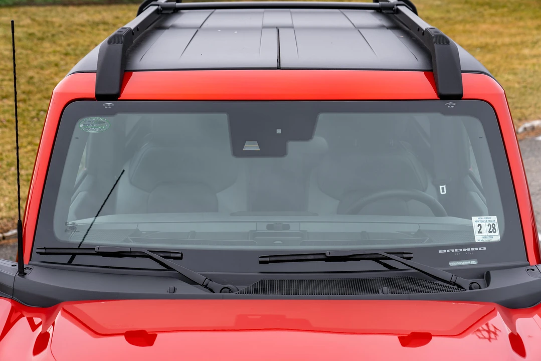 2023 Ford Bronco 6th Gen - Image 15 of 31