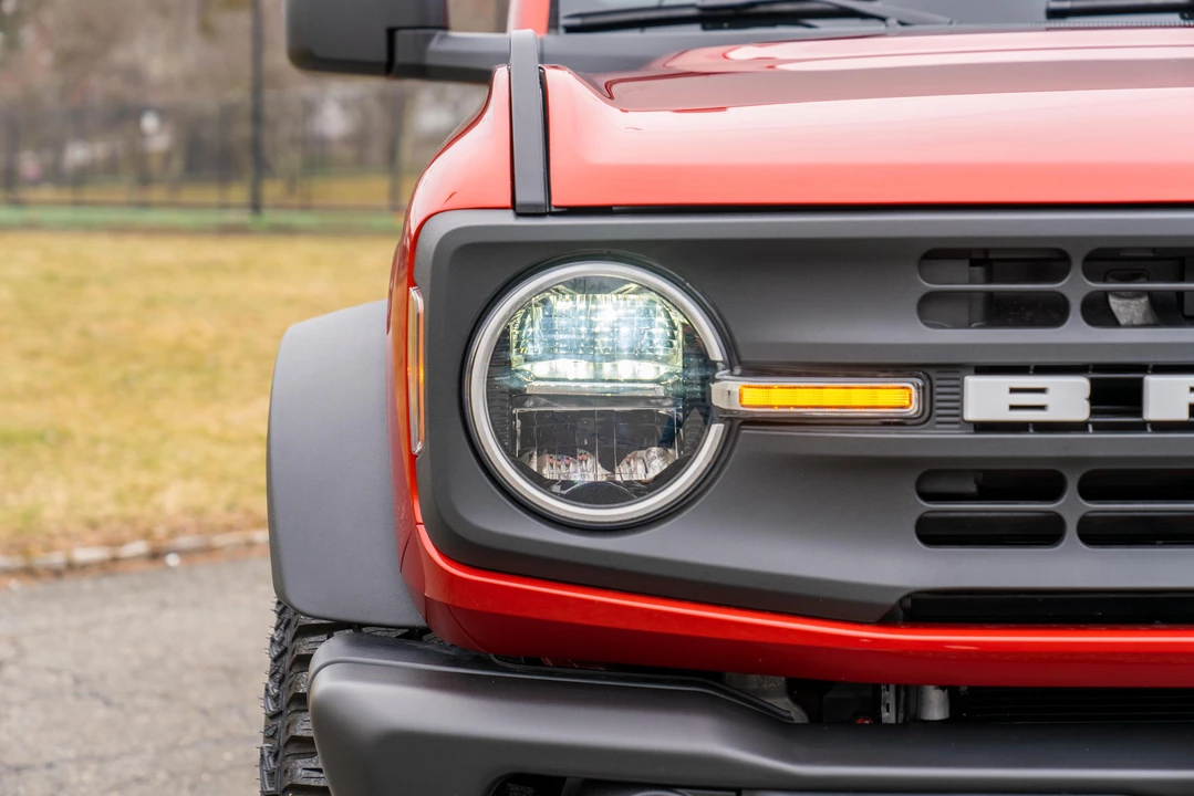 2023 Ford Bronco 6th Gen - Image 16 of 31