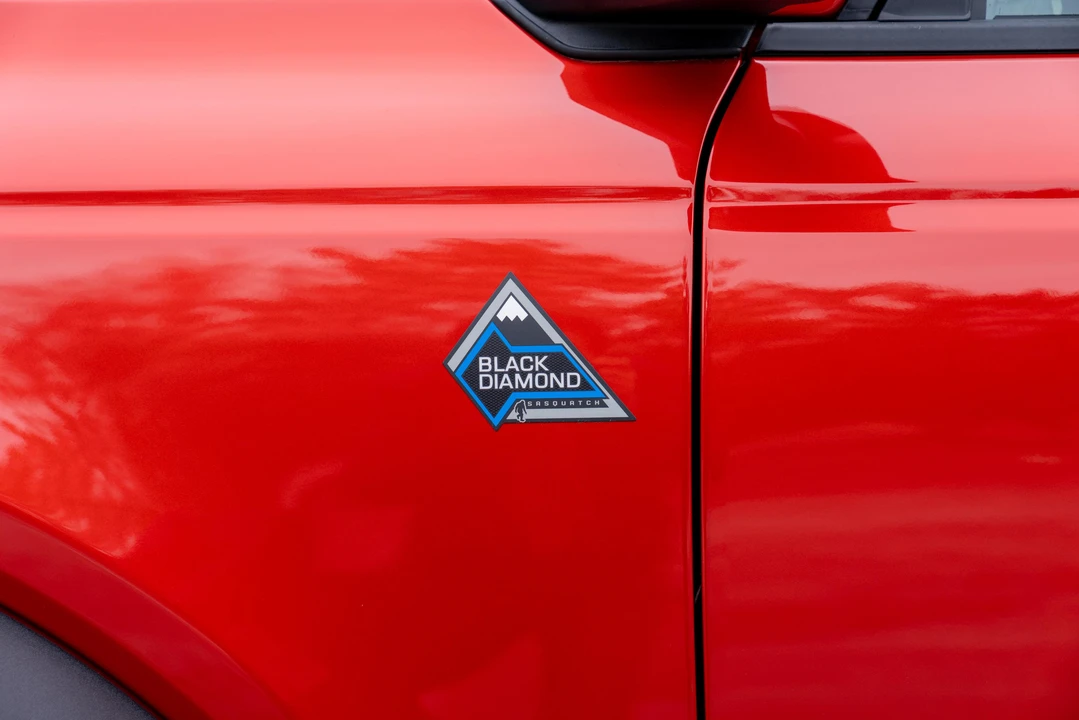 2023 Ford Bronco 6th Gen - Image 23 of 31