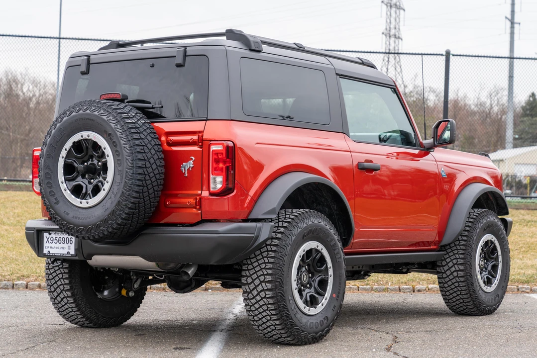 2023 Ford Bronco 6th Gen - Image 11 of 31