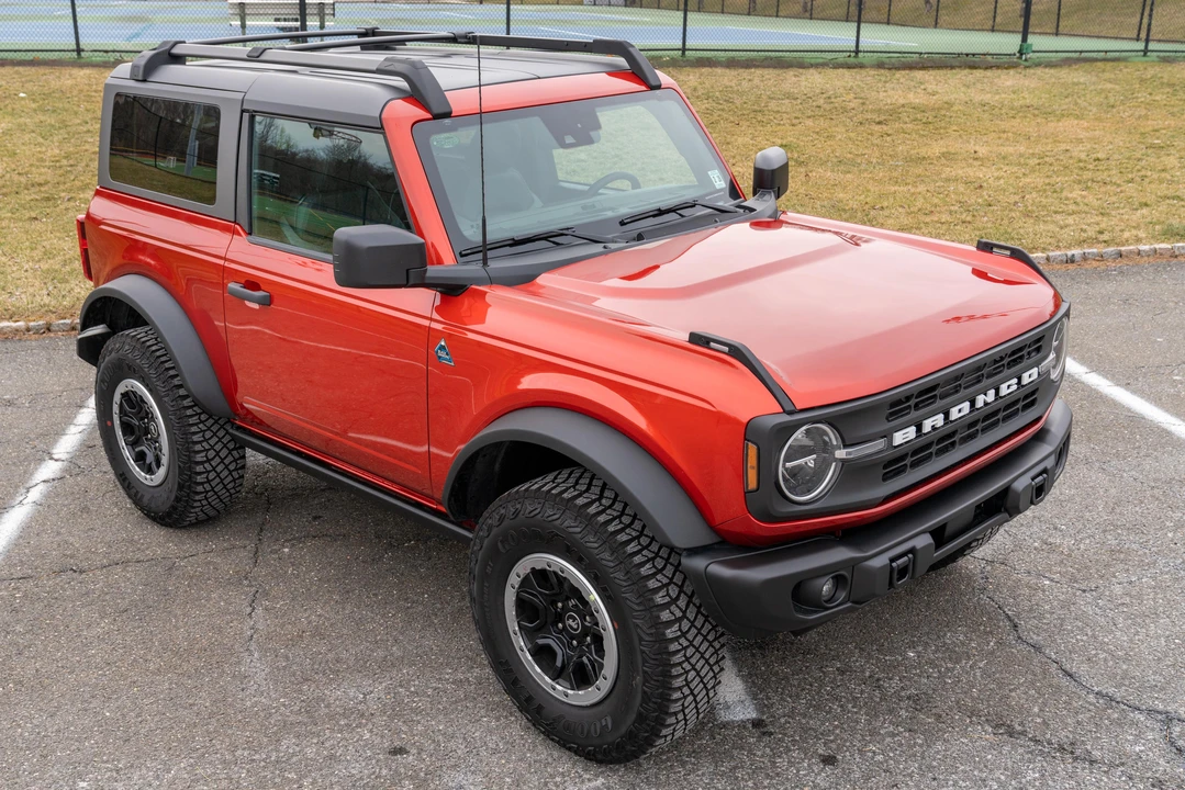 2023 Ford Bronco 6th Gen - Image 14 of 31