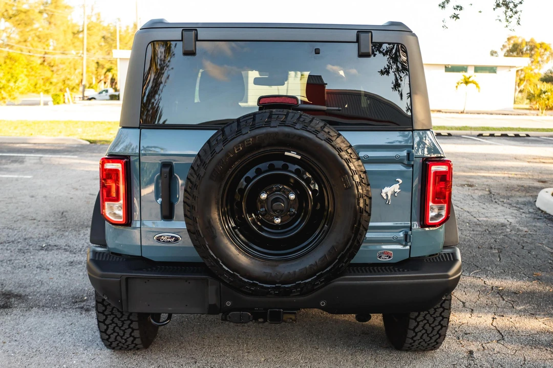 2023 Ford Bronco 6th Gen - Image 5 of 31