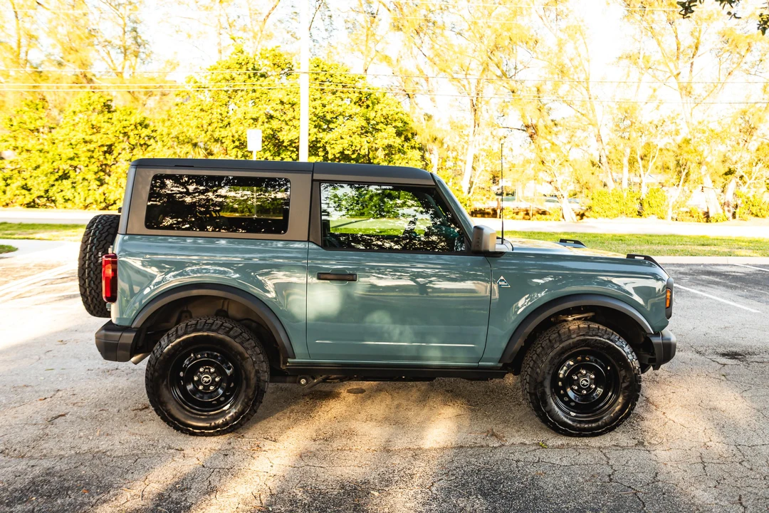 2023 Ford Bronco 6th Gen - Image 10 of 31