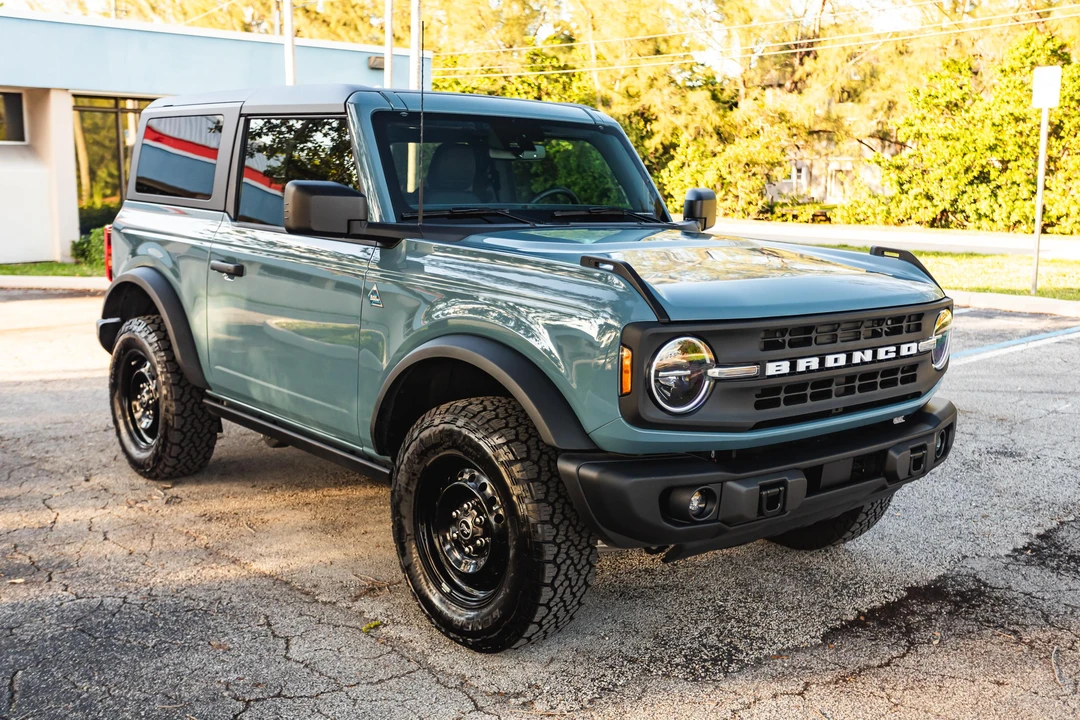 2023 Ford Bronco 6th Gen - Image 11 of 31