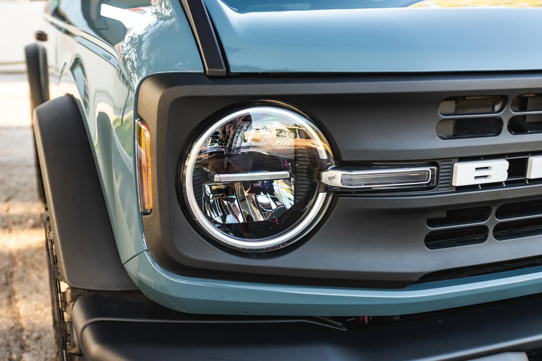 2023 Ford Bronco 6th Gen - Image 14 of 31