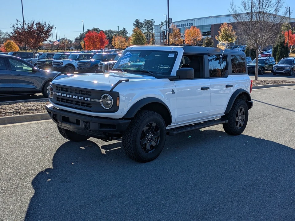 2023 Ford Bronco 6th Gen - Image 8 of 12