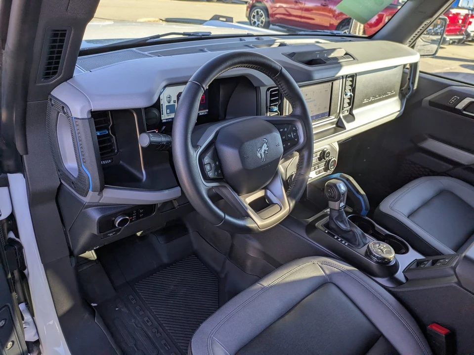 2023 Ford Bronco 6th Gen - Image 15 of 21